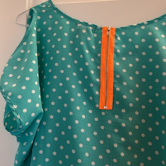 Ladies Top - Picture 4 of 5